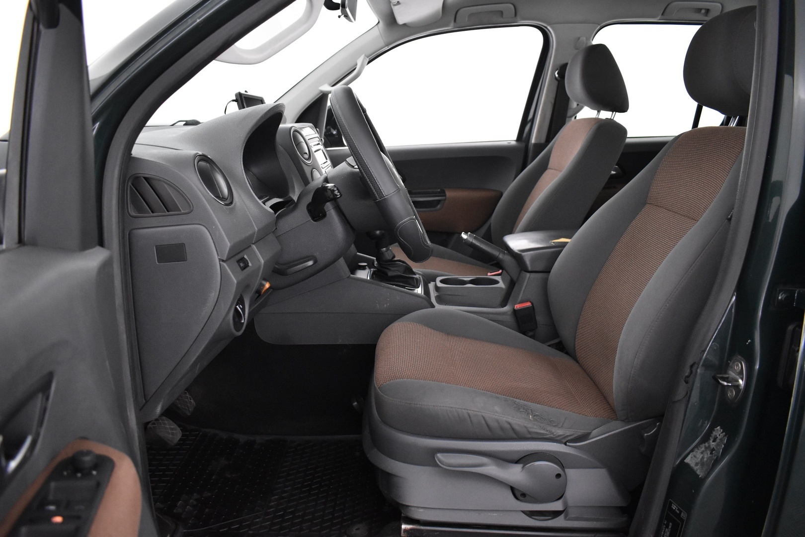 VOLKSWAGEN Amarok 2011