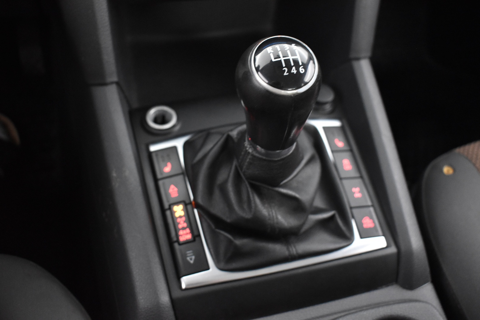VOLKSWAGEN Amarok 2011
