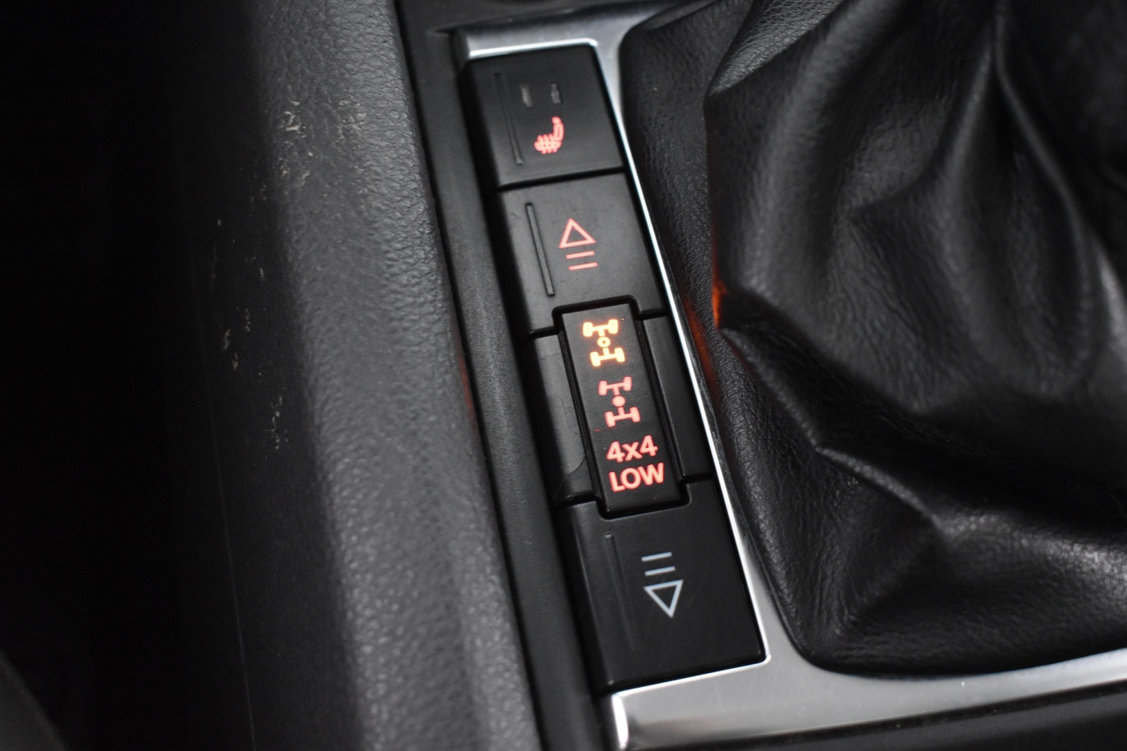 VOLKSWAGEN Amarok 2011