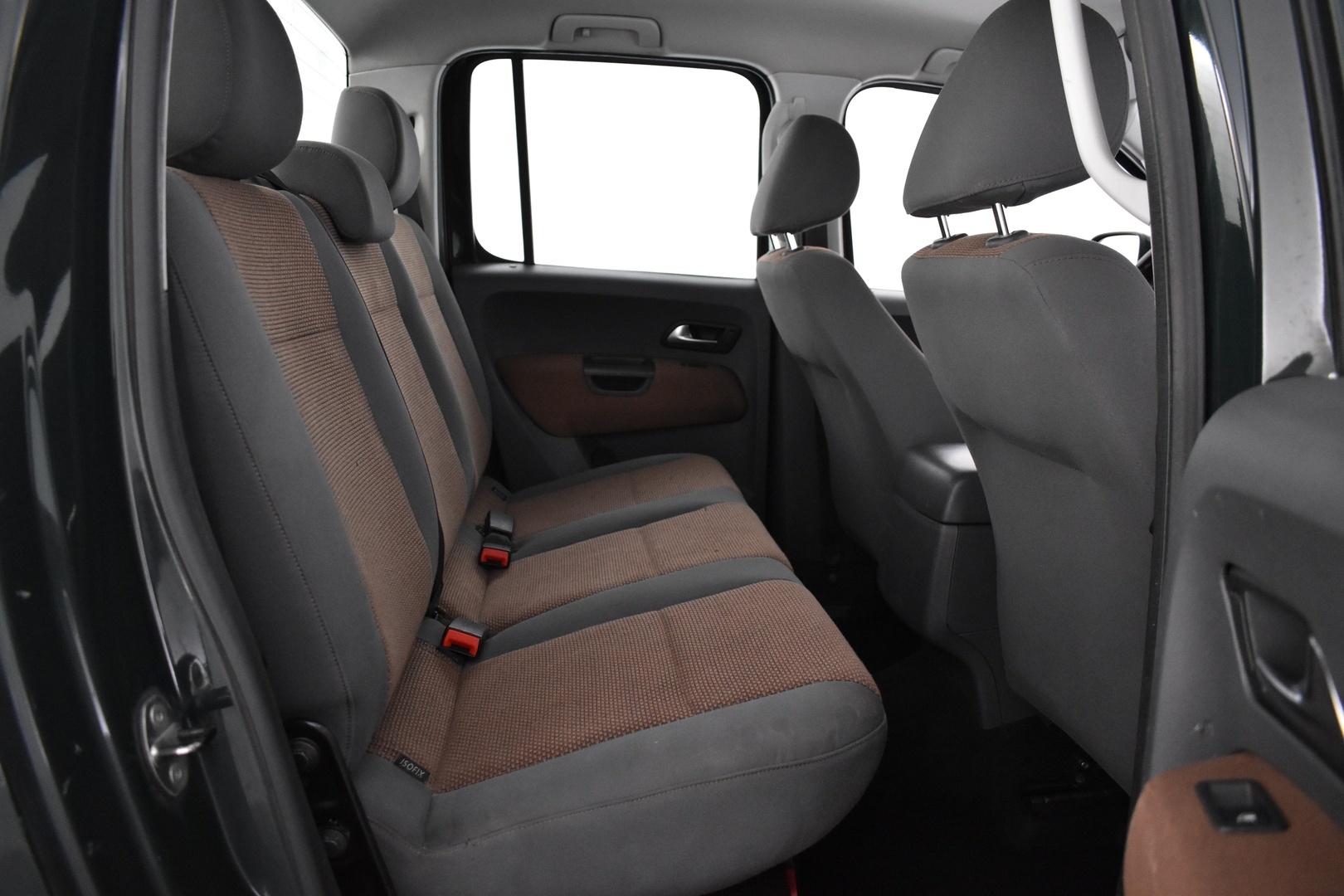 VOLKSWAGEN Amarok 2011