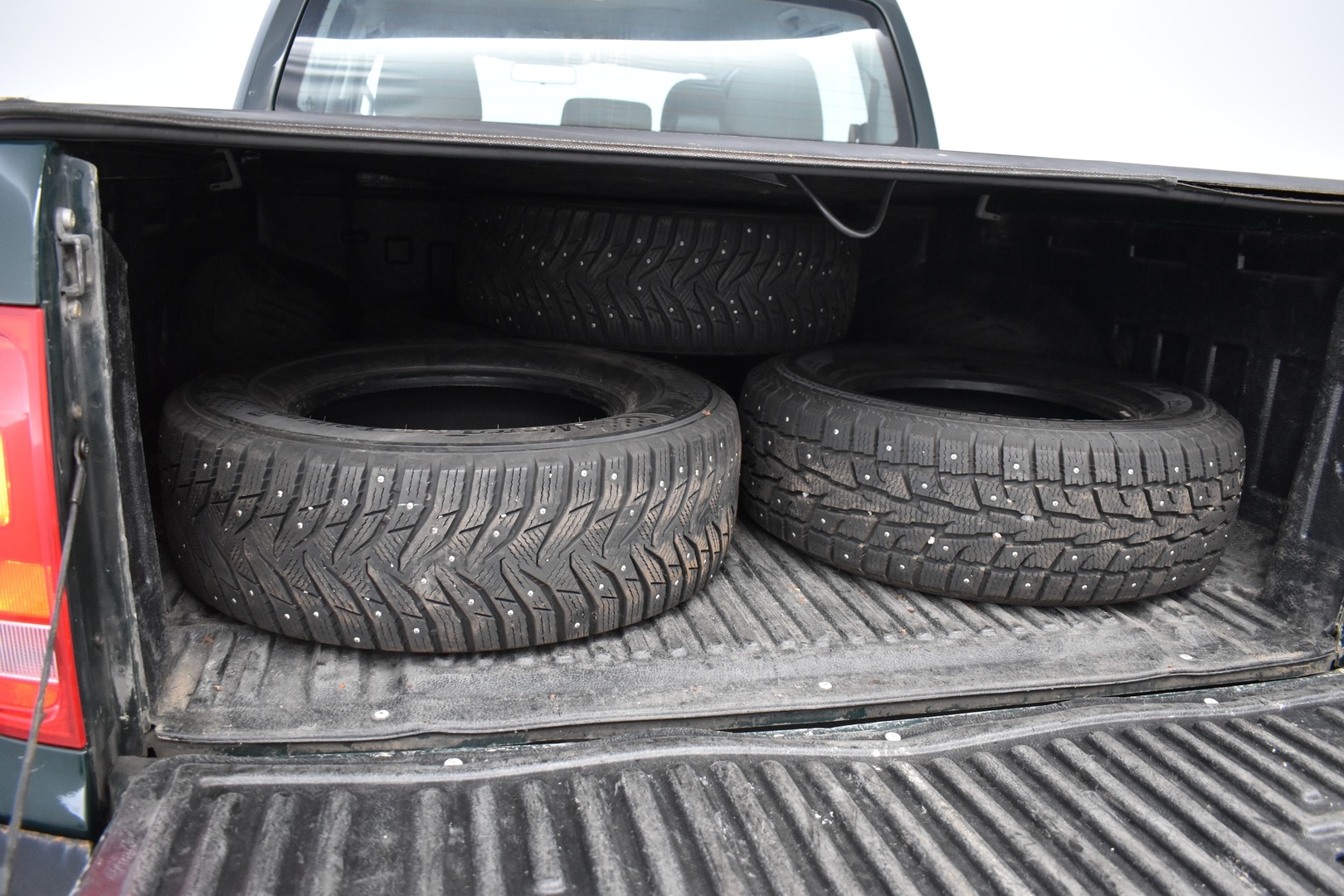 VOLKSWAGEN Amarok 2011