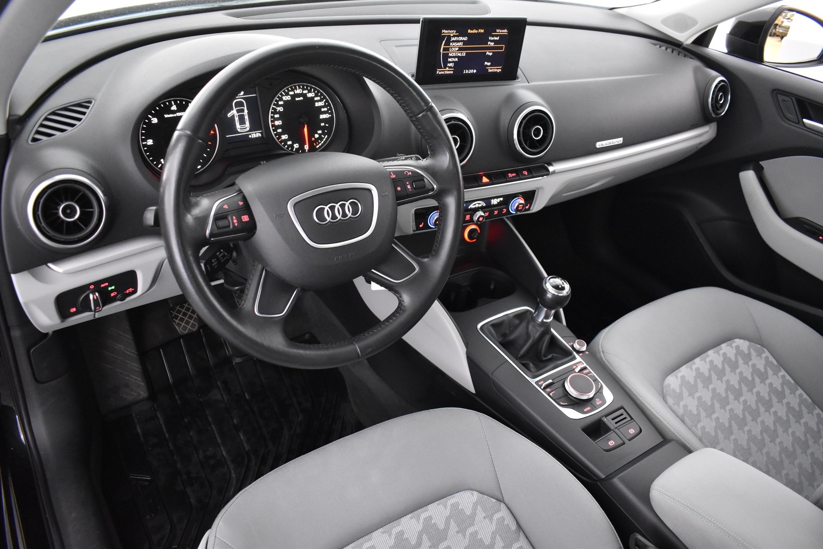 AUDI A3 2014