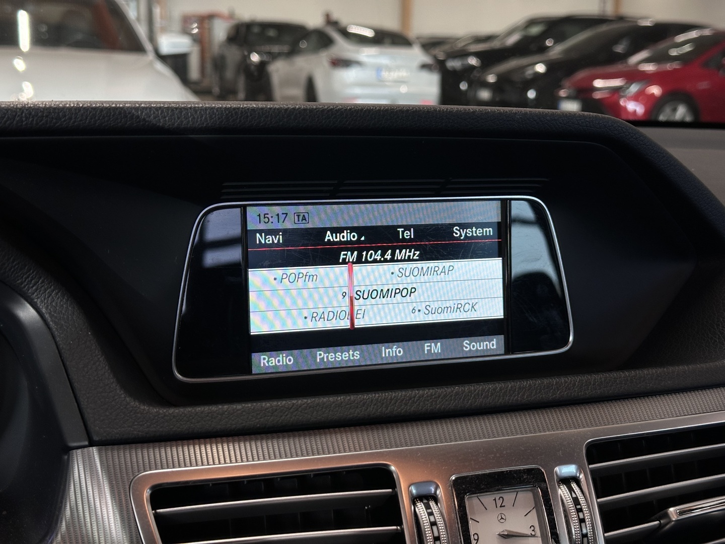 MERCEDES-BENZ E 2014