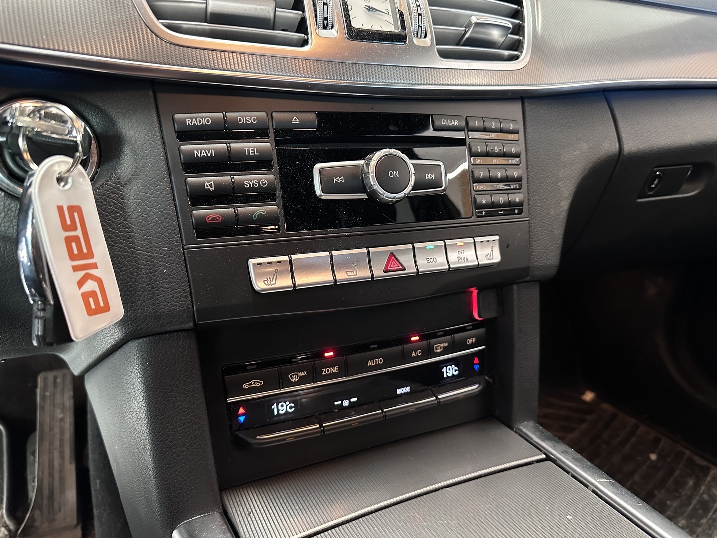 MERCEDES-BENZ E 2014