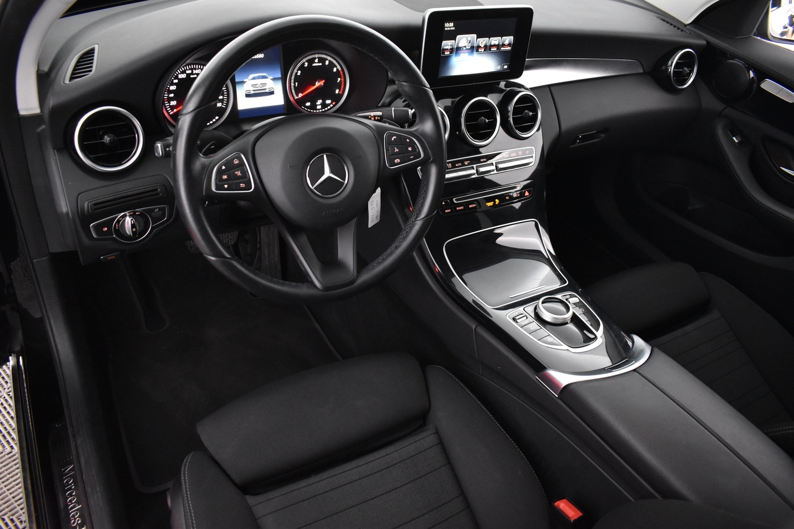 MERCEDES-BENZ C 2016