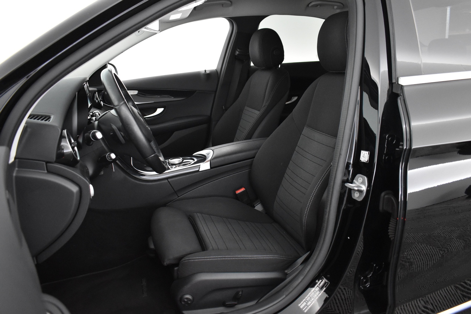 MERCEDES-BENZ C 2016