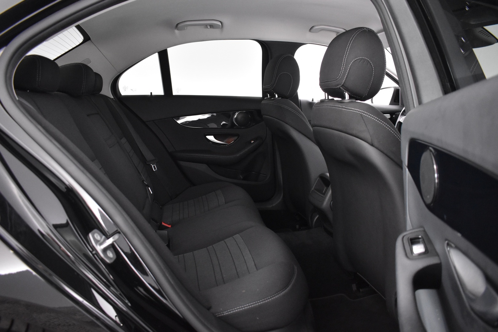 MERCEDES-BENZ C 2016