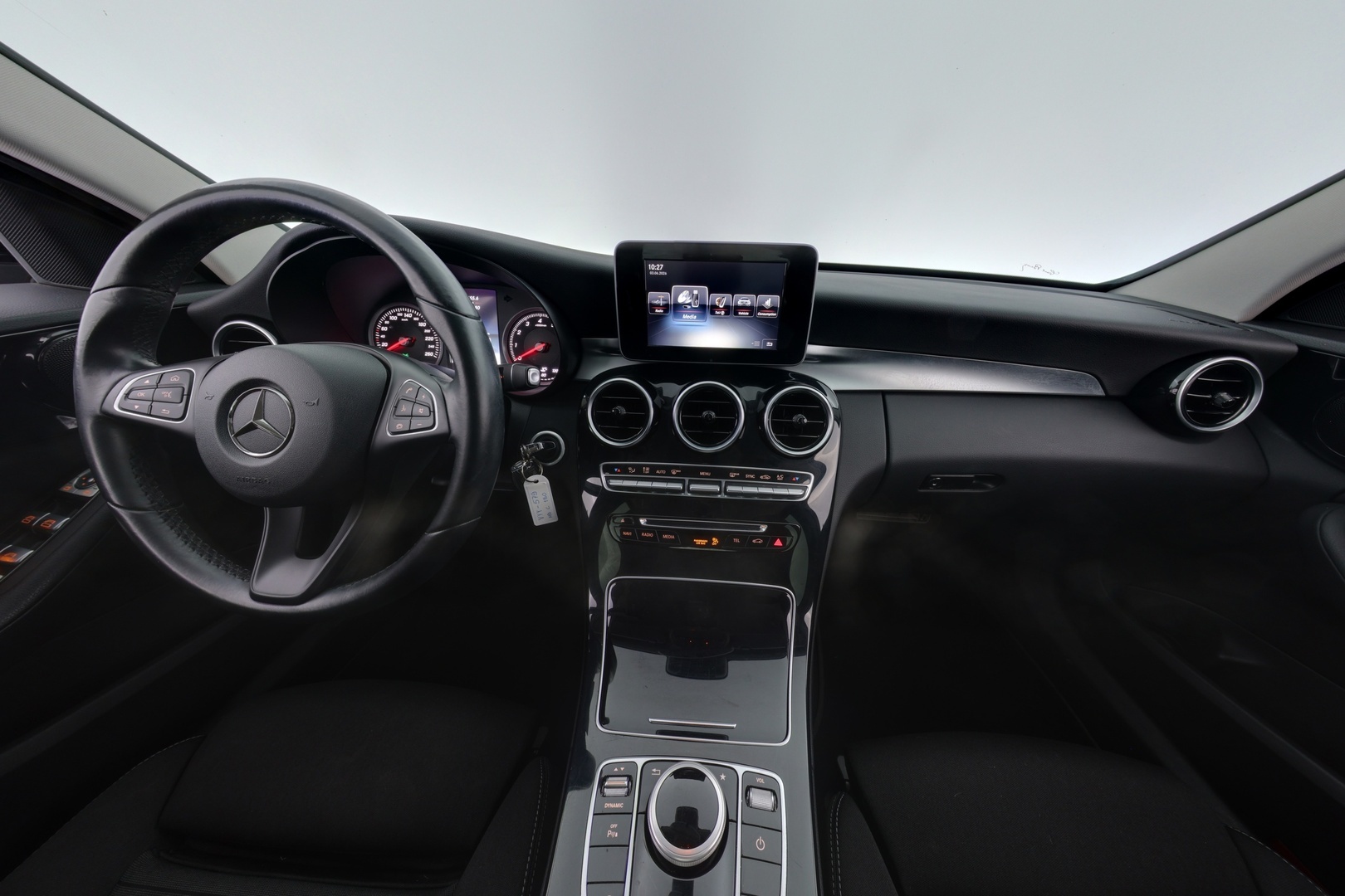 MERCEDES-BENZ C 2016