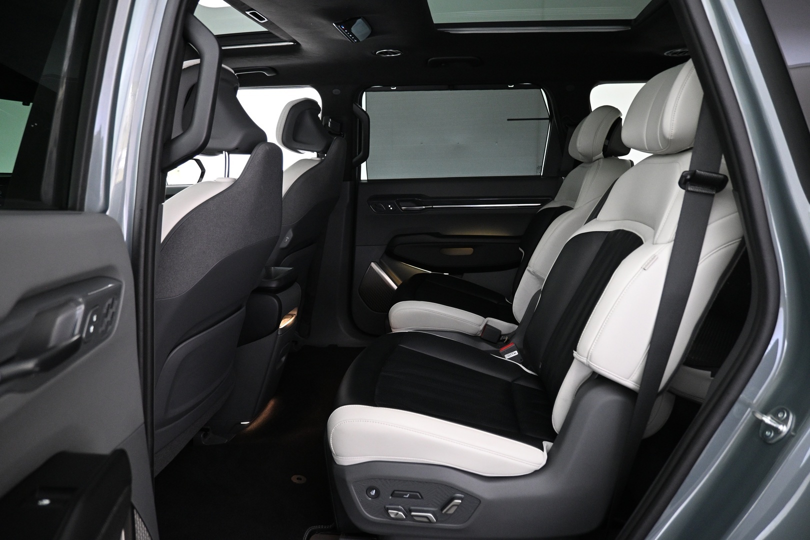 KIA EV9 2024
