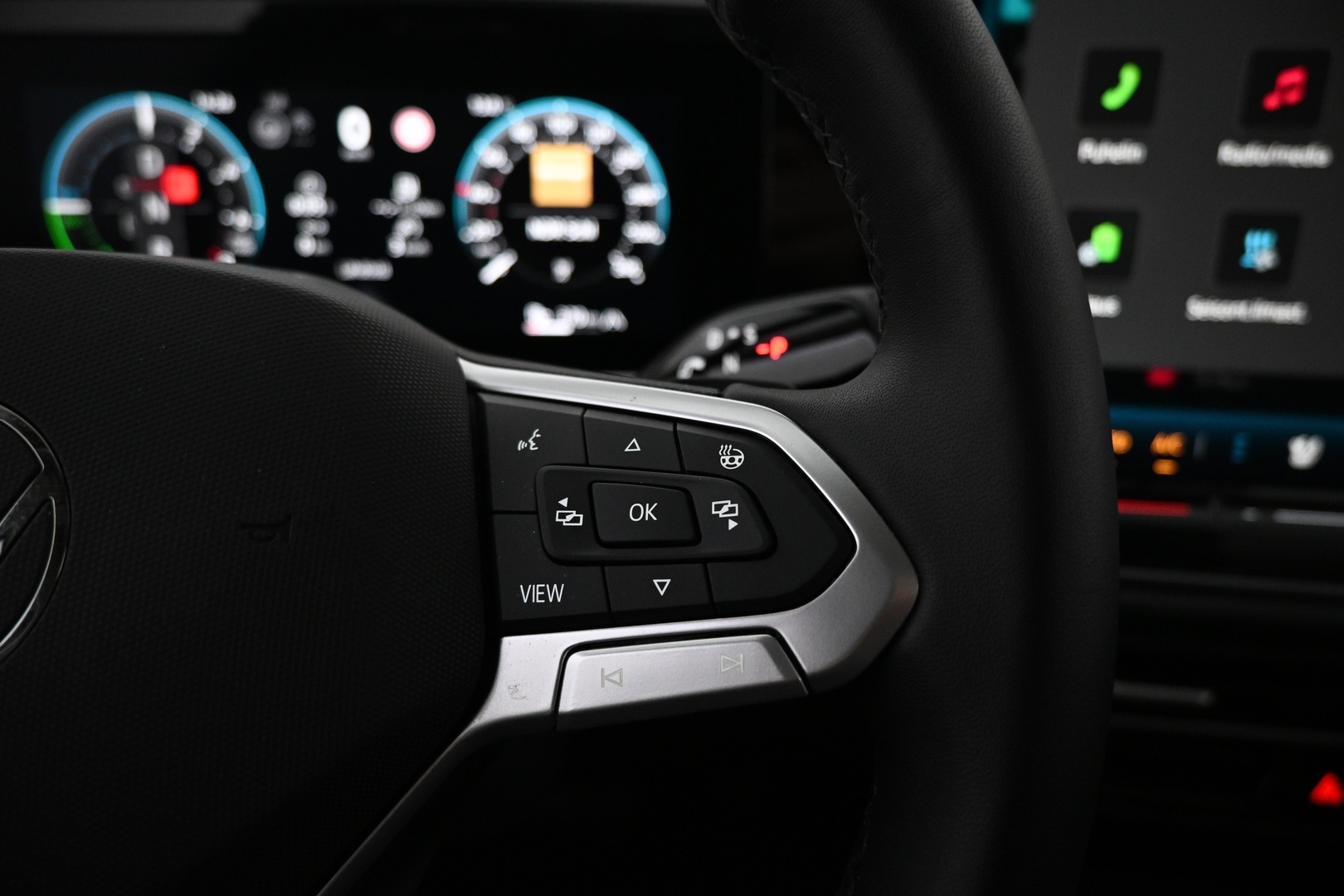 VOLKSWAGEN Passat 2026