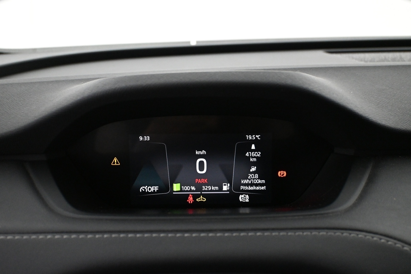 SKODA Enyaq 2023