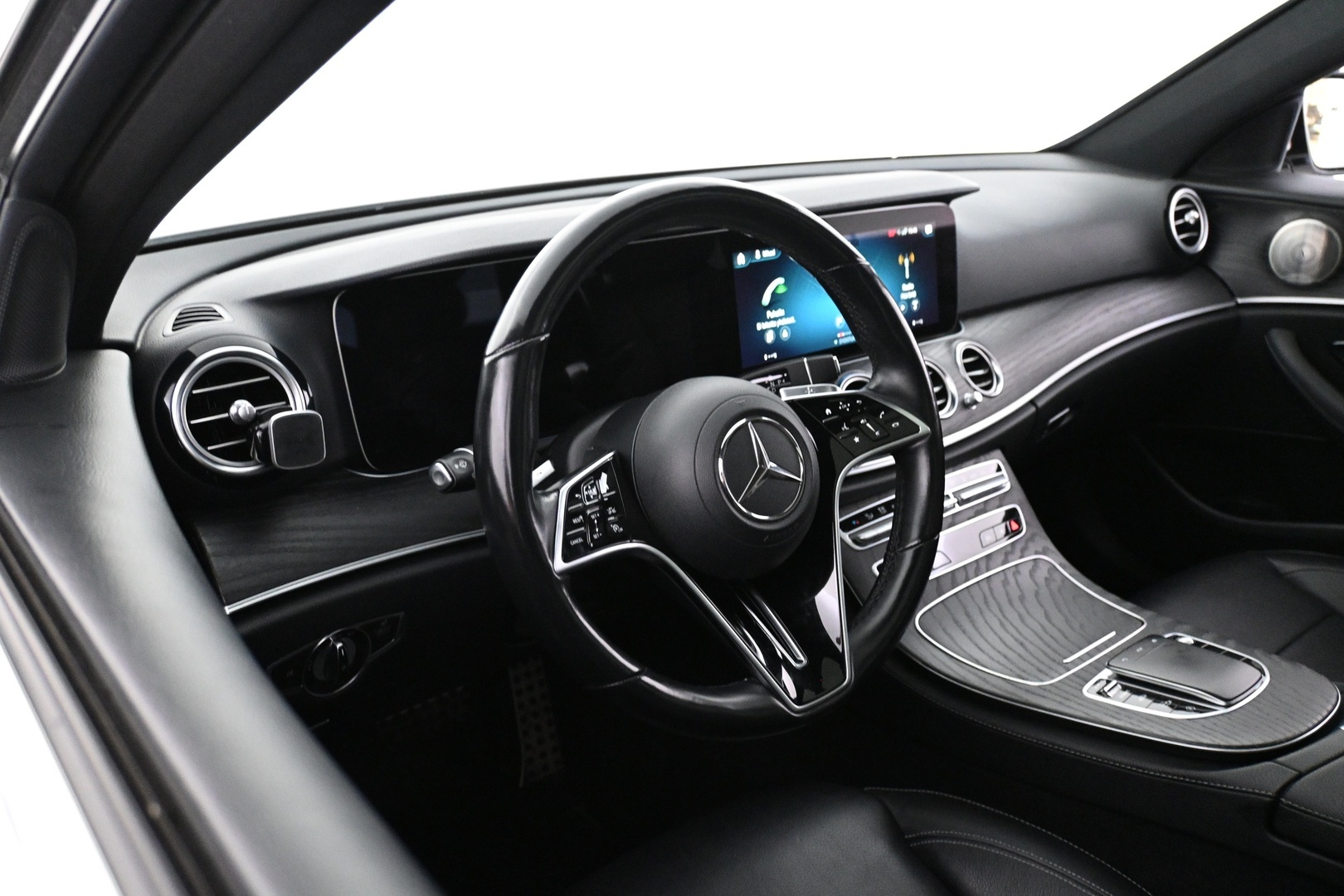MERCEDES-BENZ E 2021
