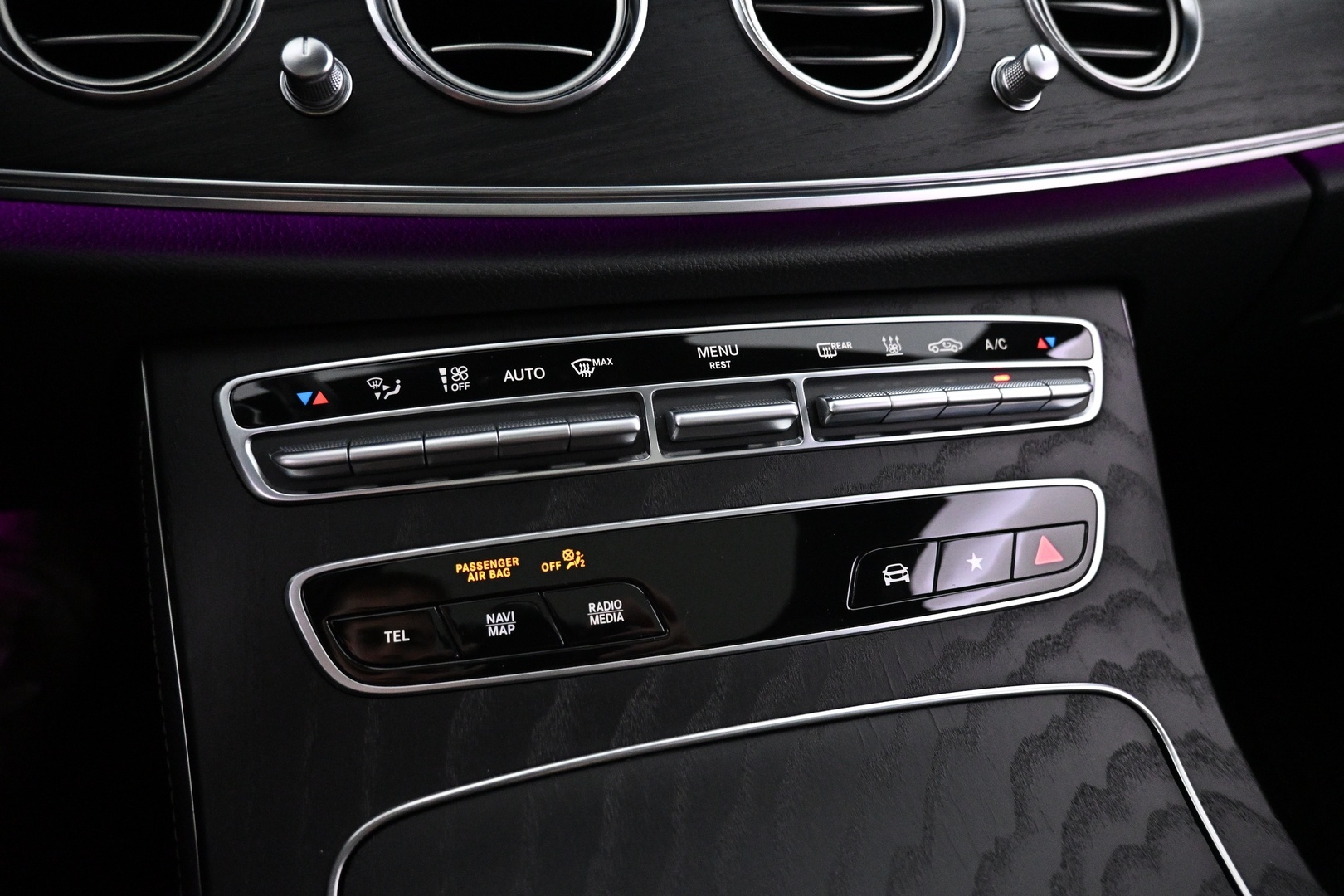 MERCEDES-BENZ E 2021