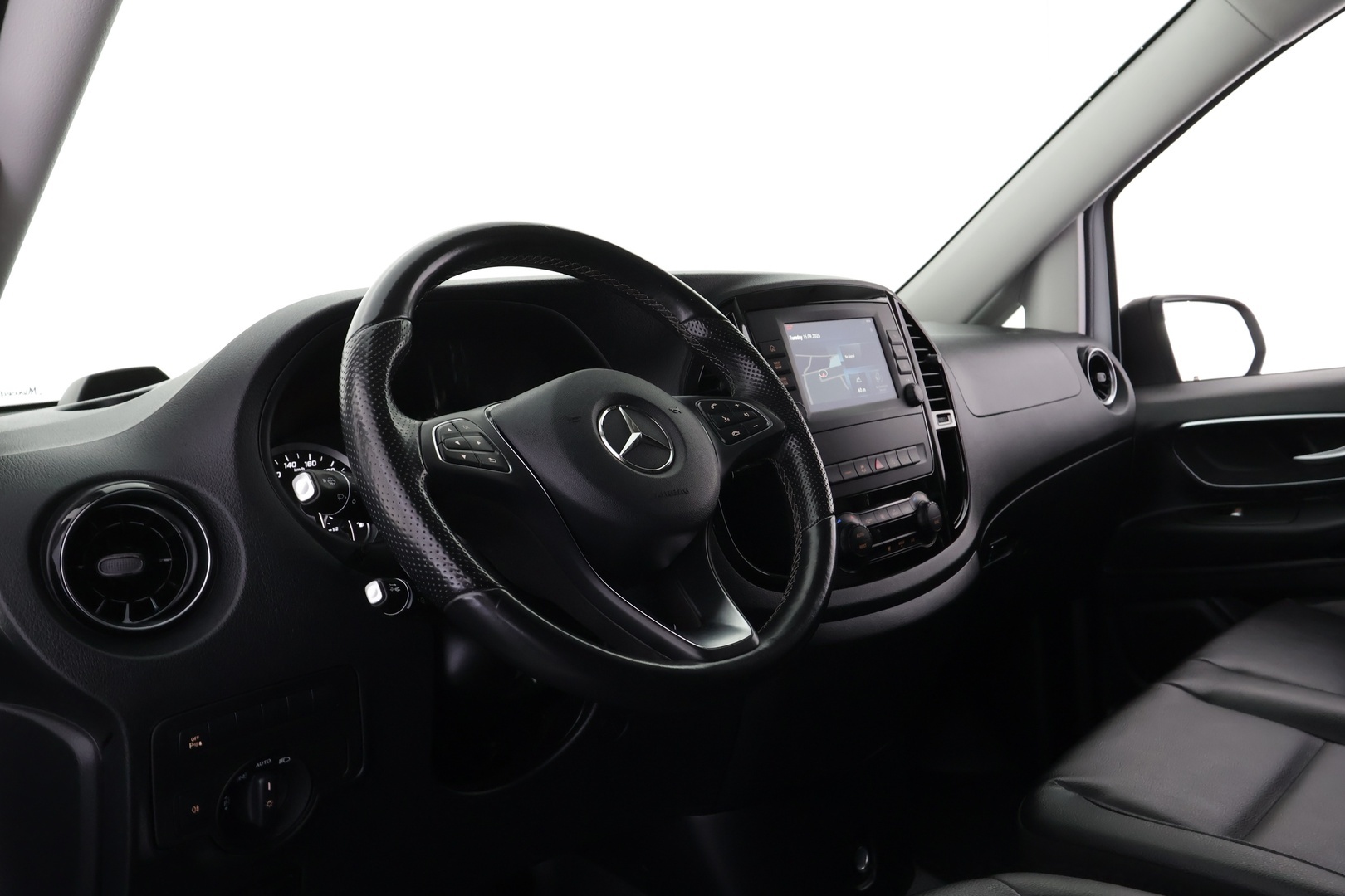 MERCEDES-BENZ Vito 2022