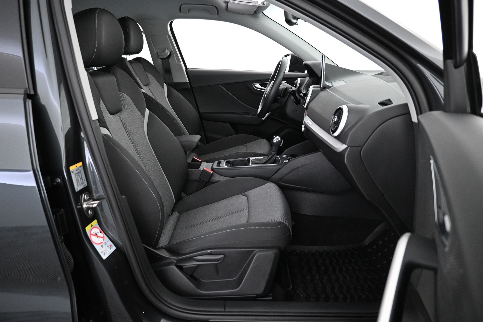 AUDI Q2 2025