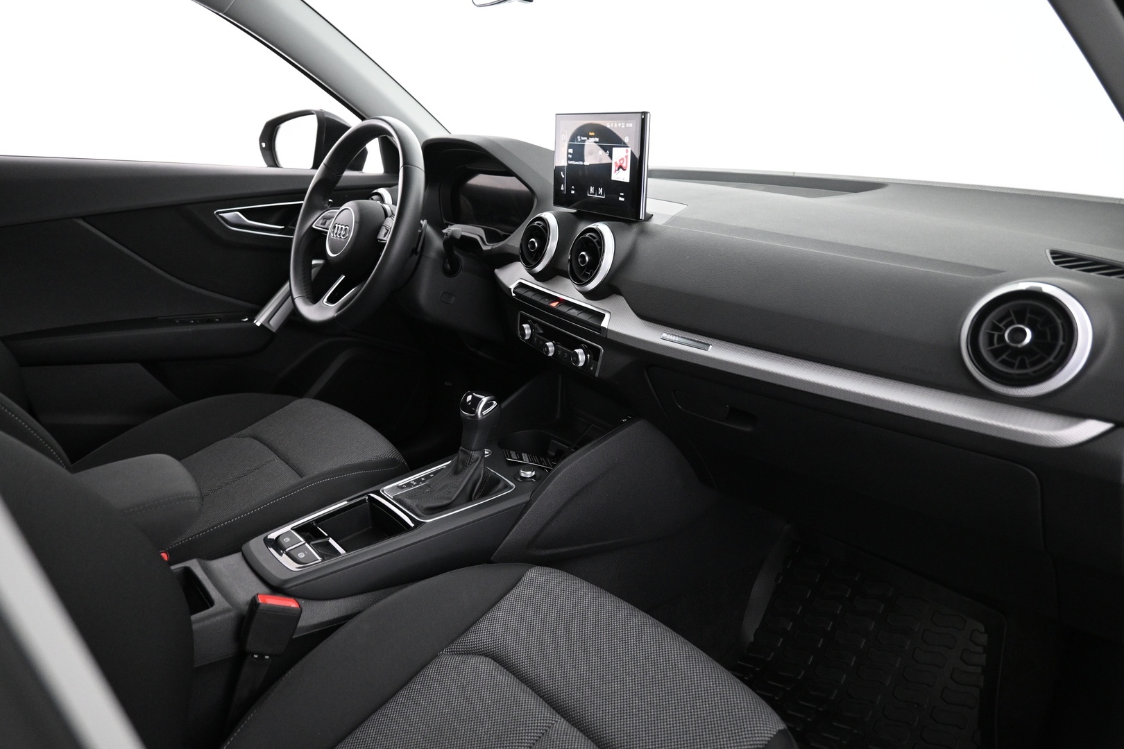 AUDI Q2 2025