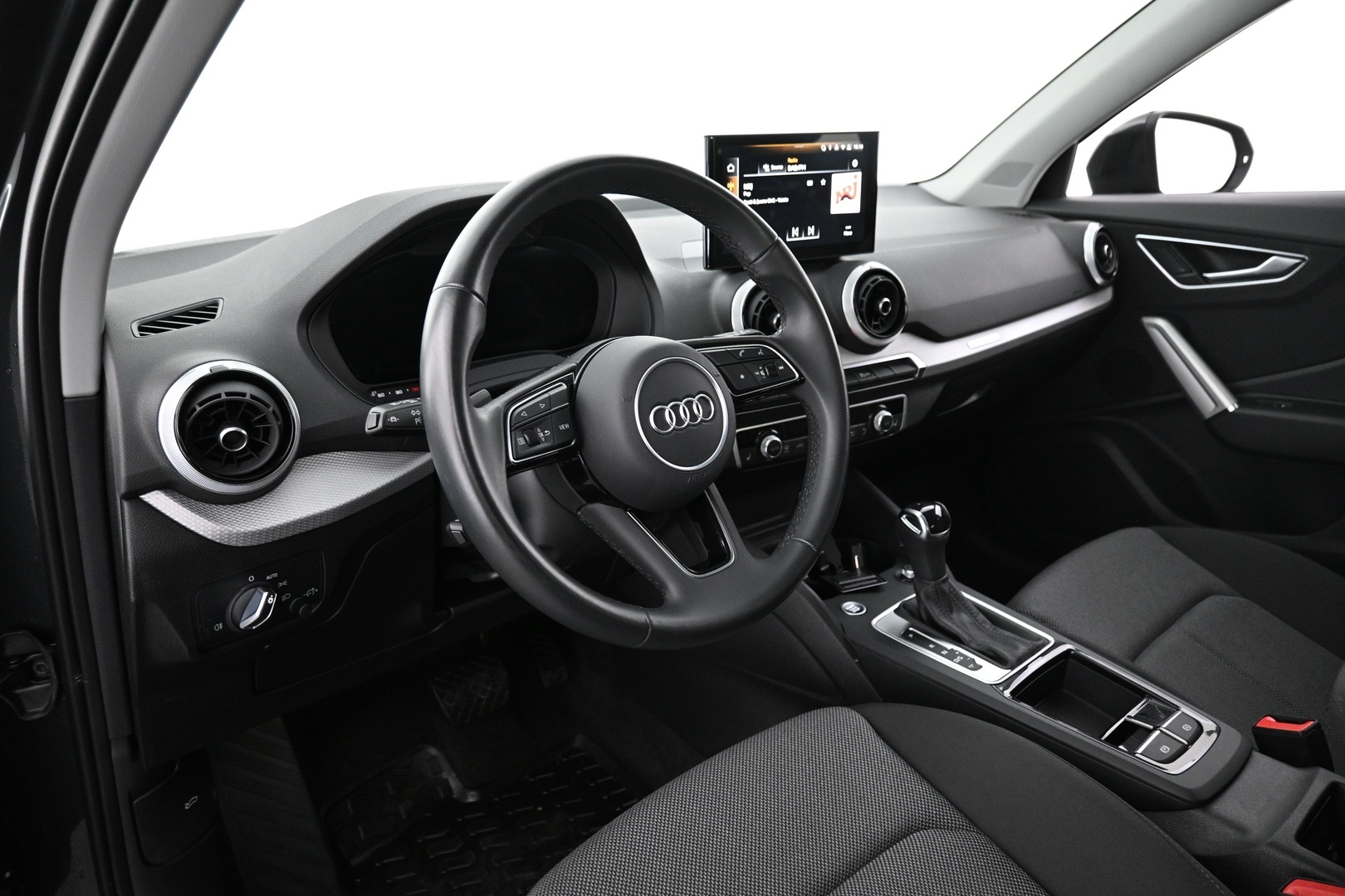 AUDI Q2 2025