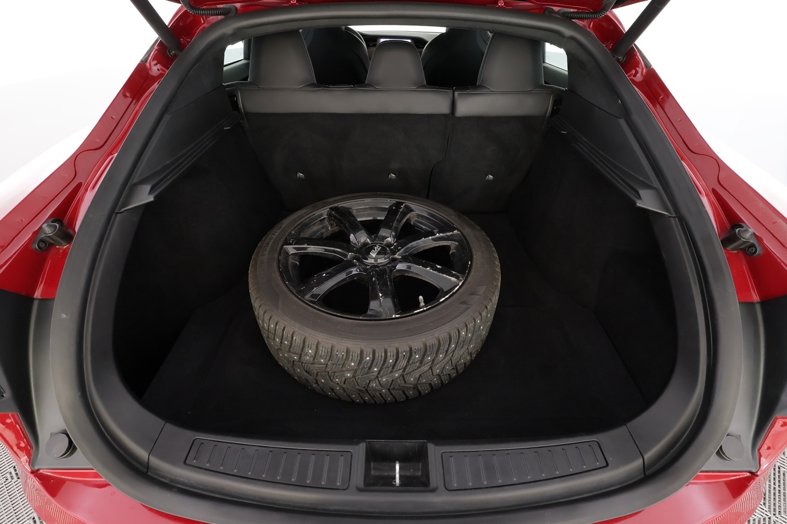 TESLA Model S 2019