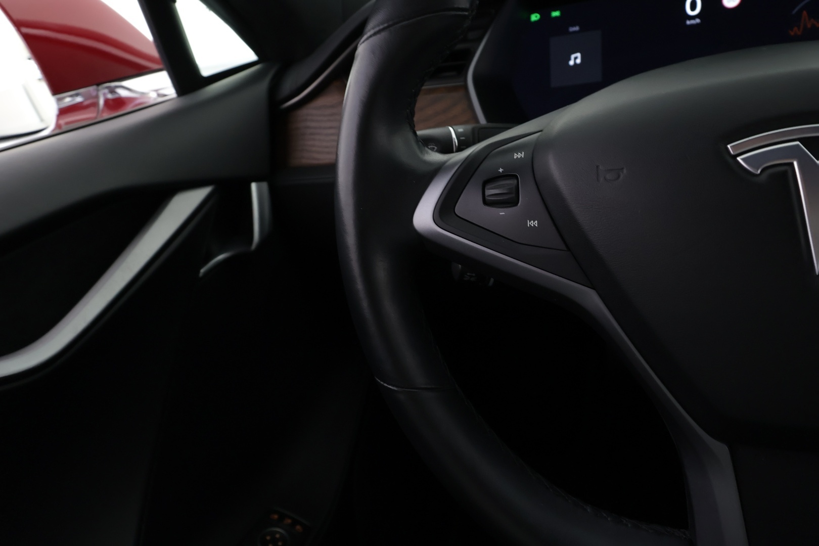 TESLA Model S 2019