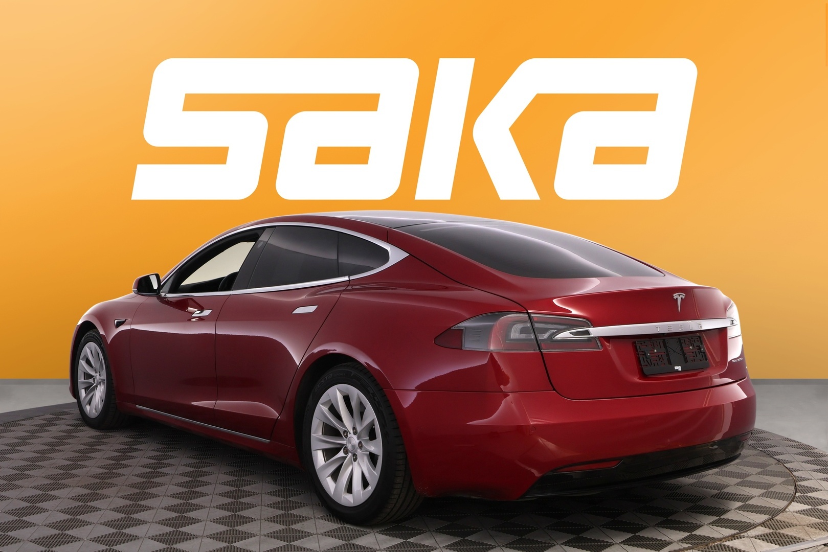 TESLA Model S 2019