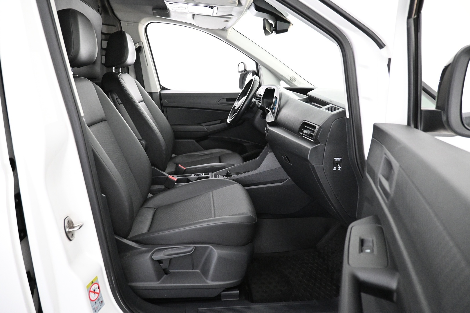 VOLKSWAGEN Caddy 2023