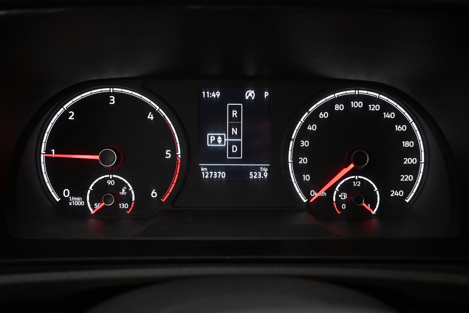 VOLKSWAGEN Caddy 2023