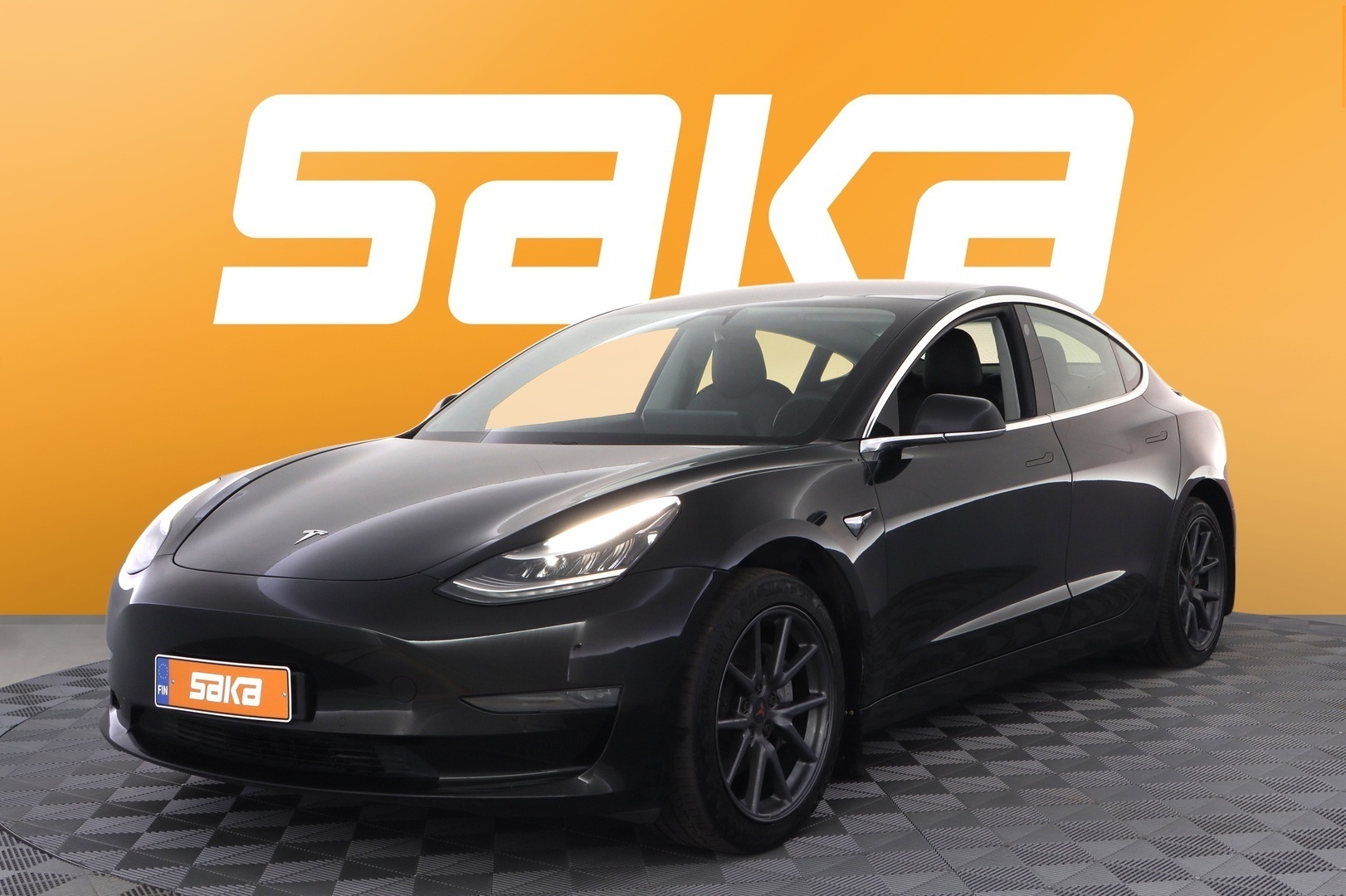 TESLA Model 3 2019