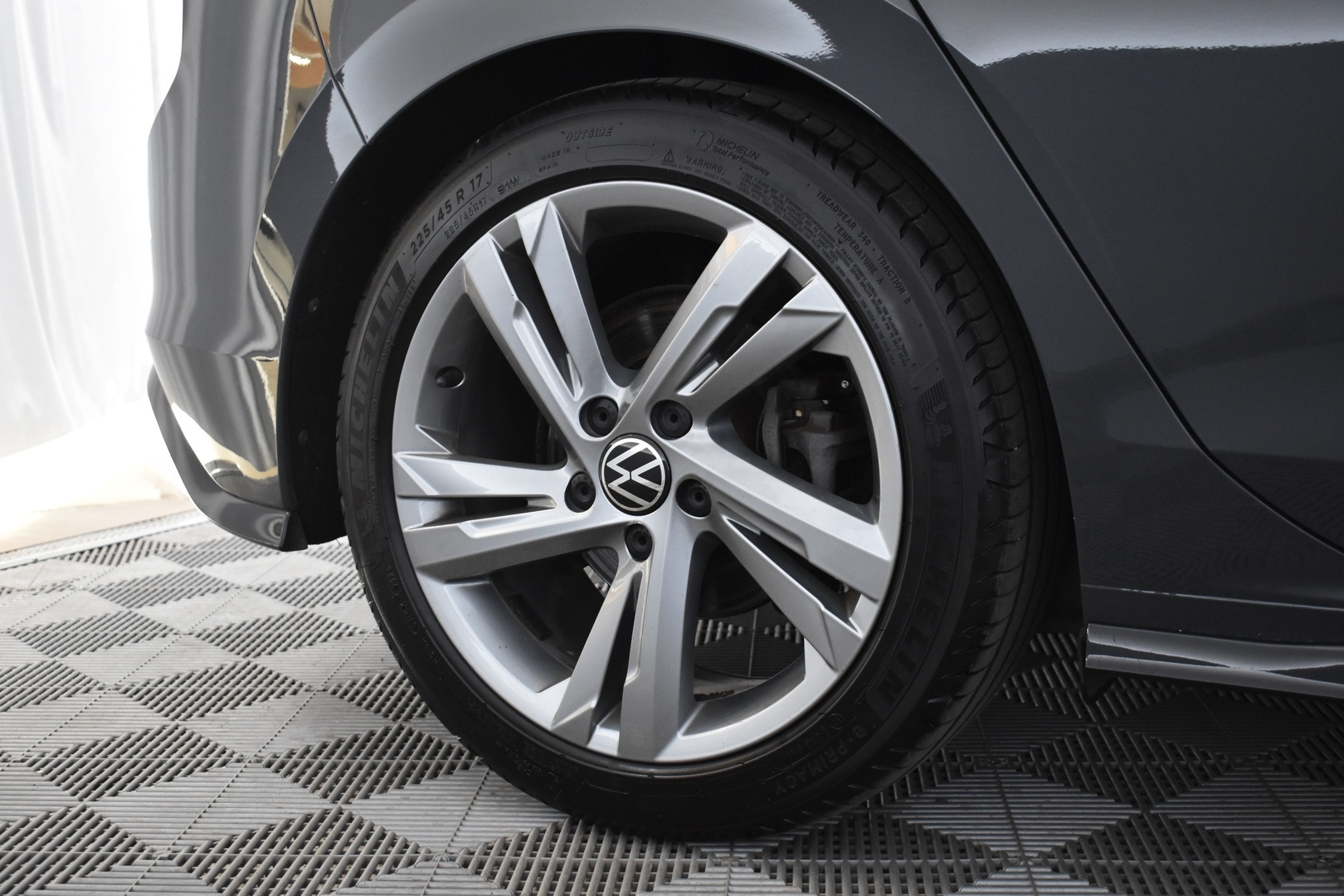 VOLKSWAGEN Golf 2021