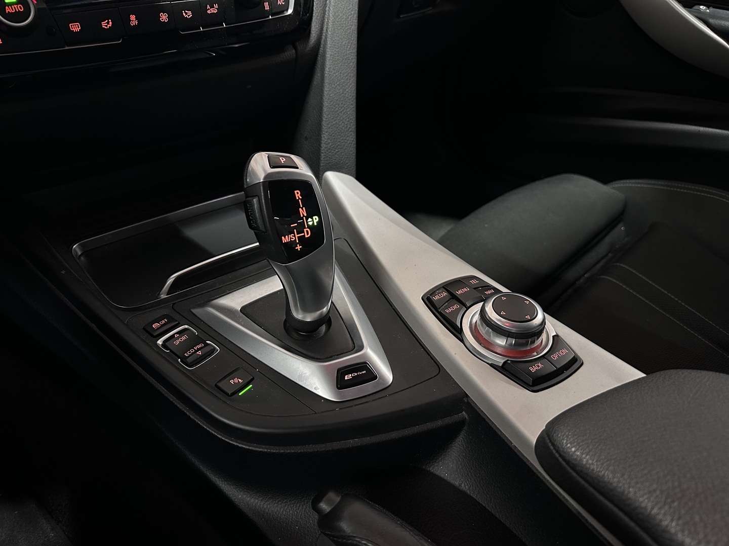 BMW 330 2017