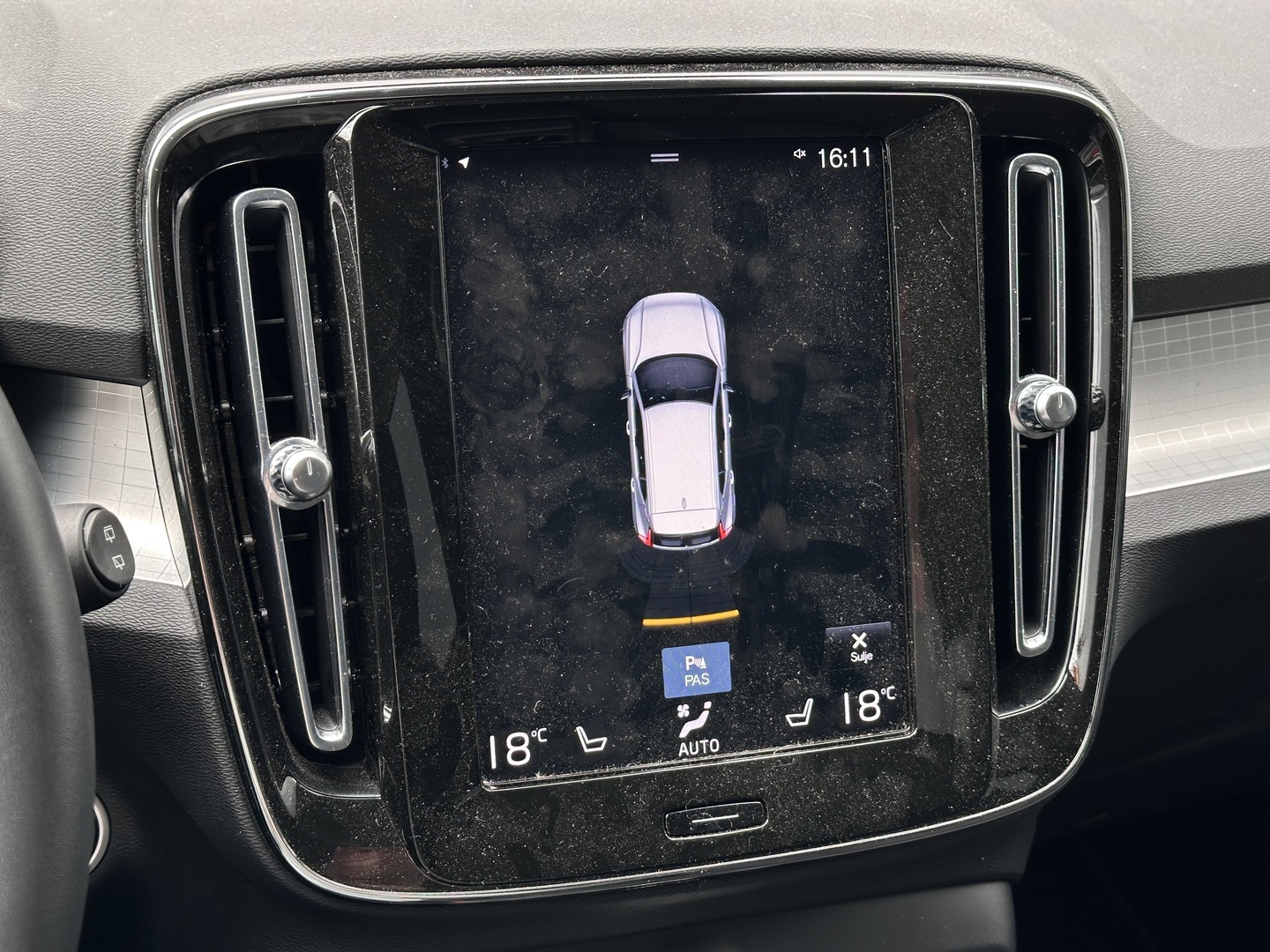 VOLVO XC40 2022