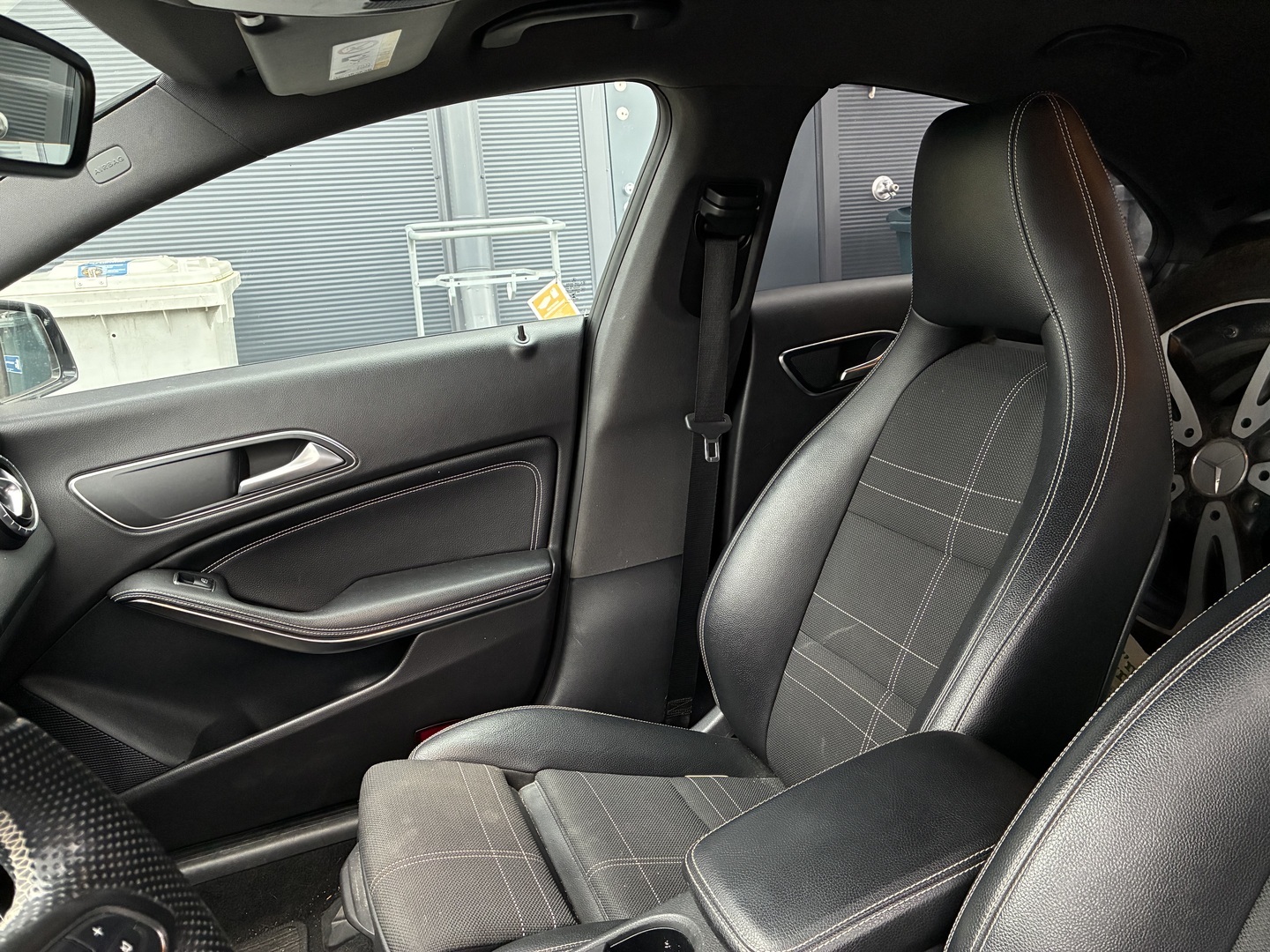 MERCEDES-BENZ CLA 2016