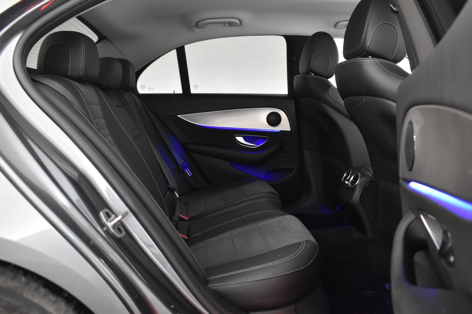 MERCEDES-BENZ E 2019