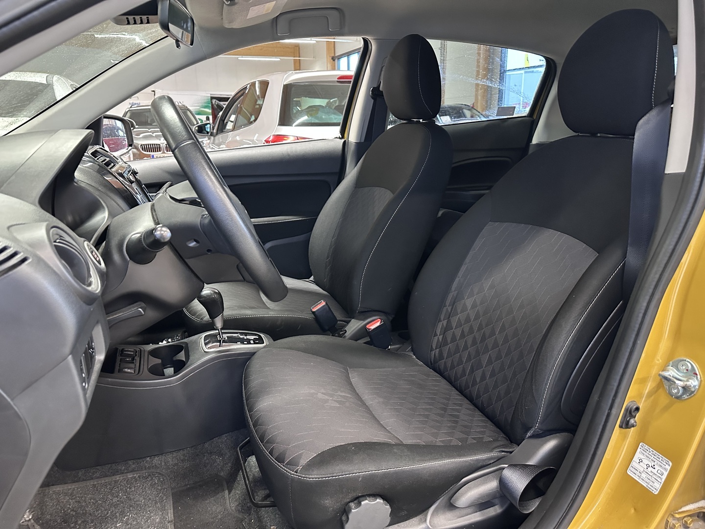 MITSUBISHI Space Star 2020