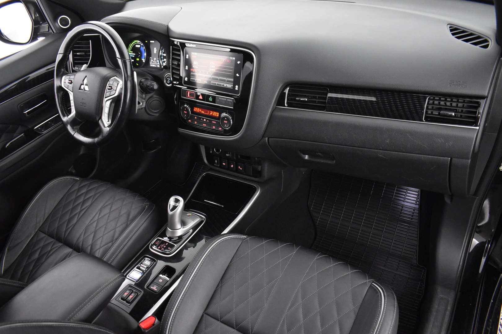 MITSUBISHI OUTLANDER PHEV 2019