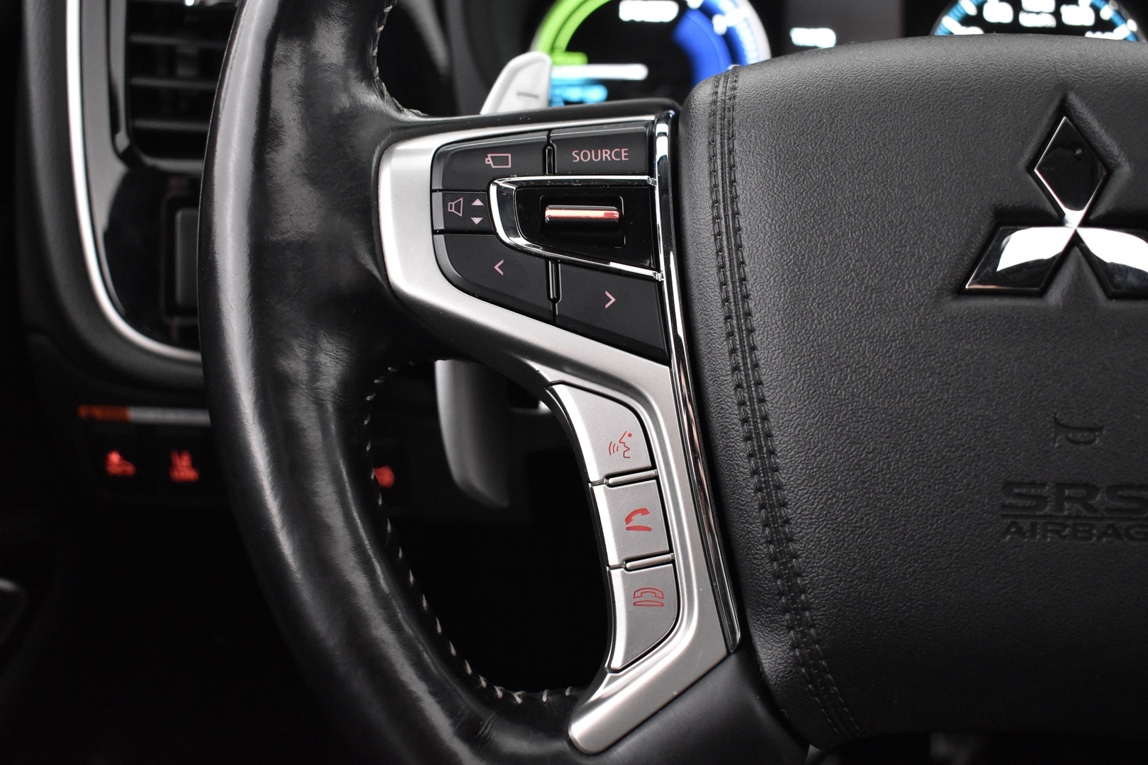 MITSUBISHI OUTLANDER PHEV 2019