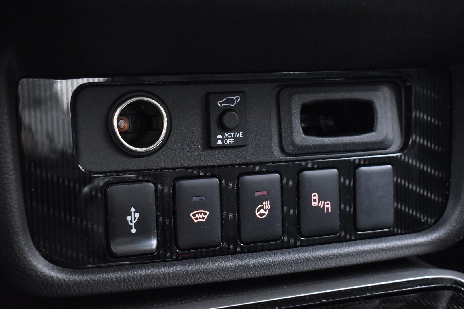 MITSUBISHI OUTLANDER PHEV 2019