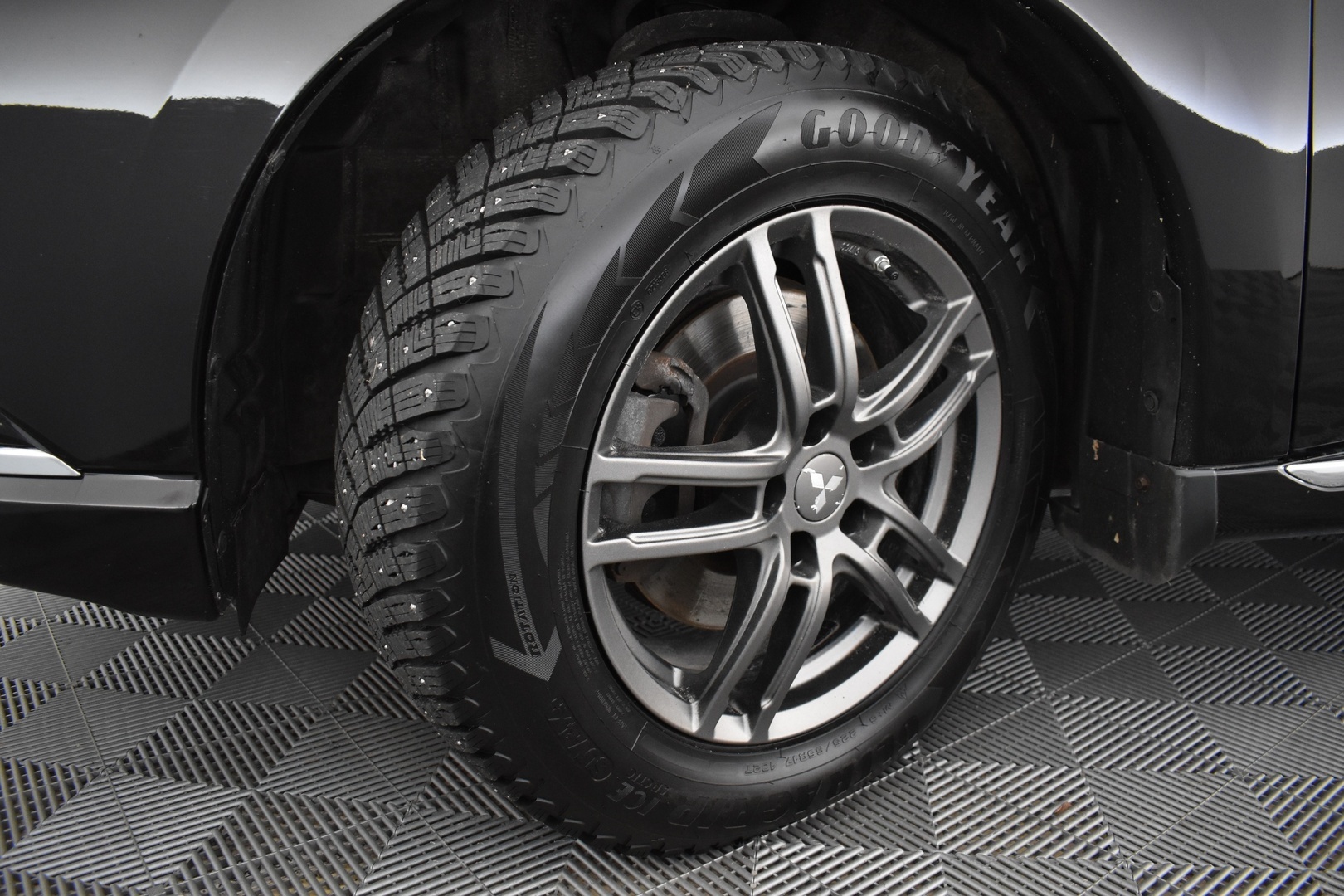 MITSUBISHI OUTLANDER PHEV 2019