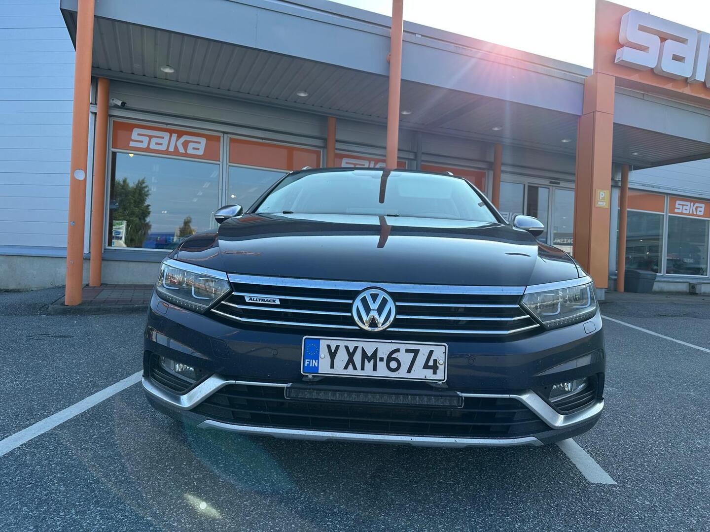 VOLKSWAGEN Passat 2017