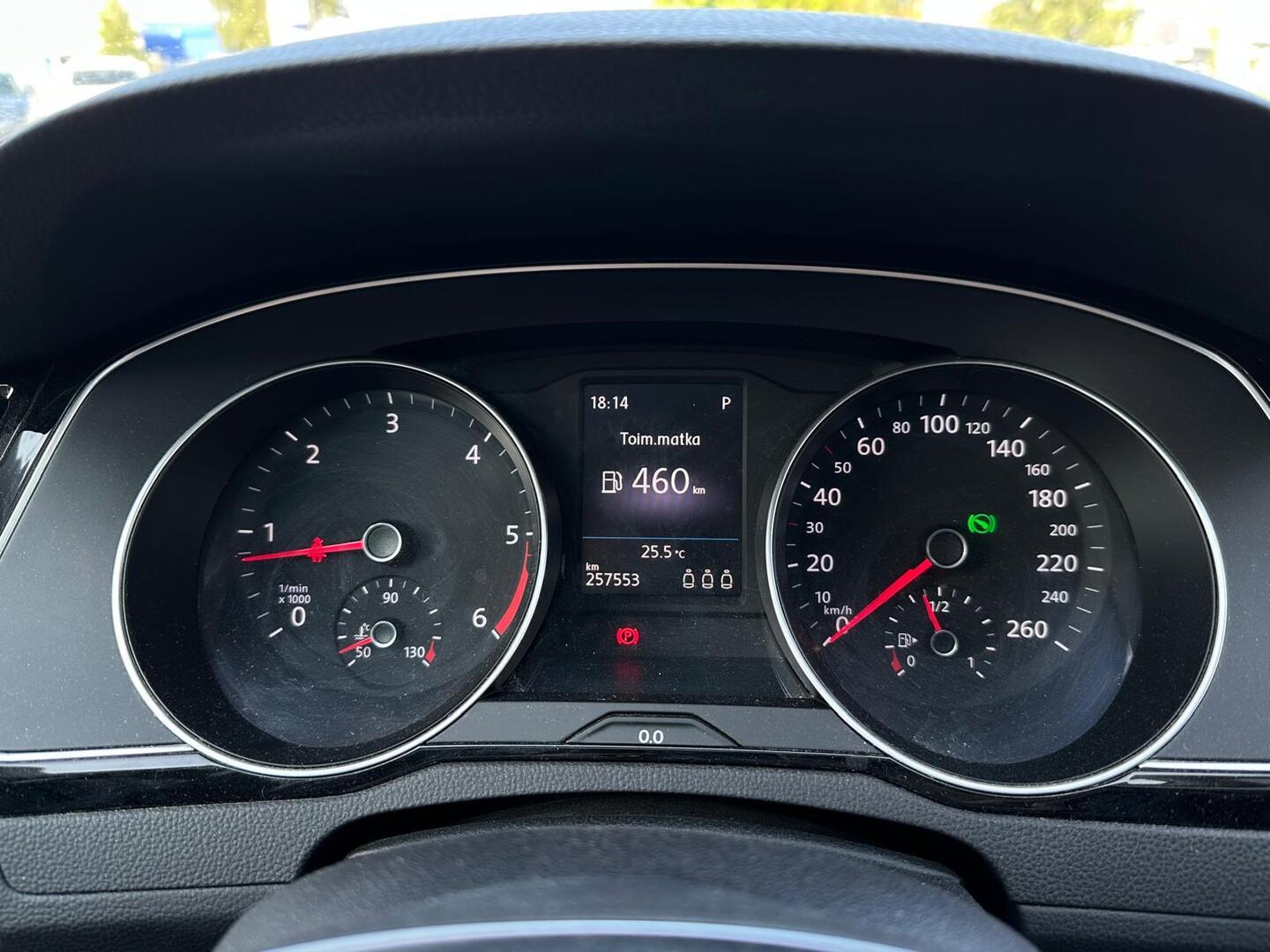 VOLKSWAGEN Passat 2017