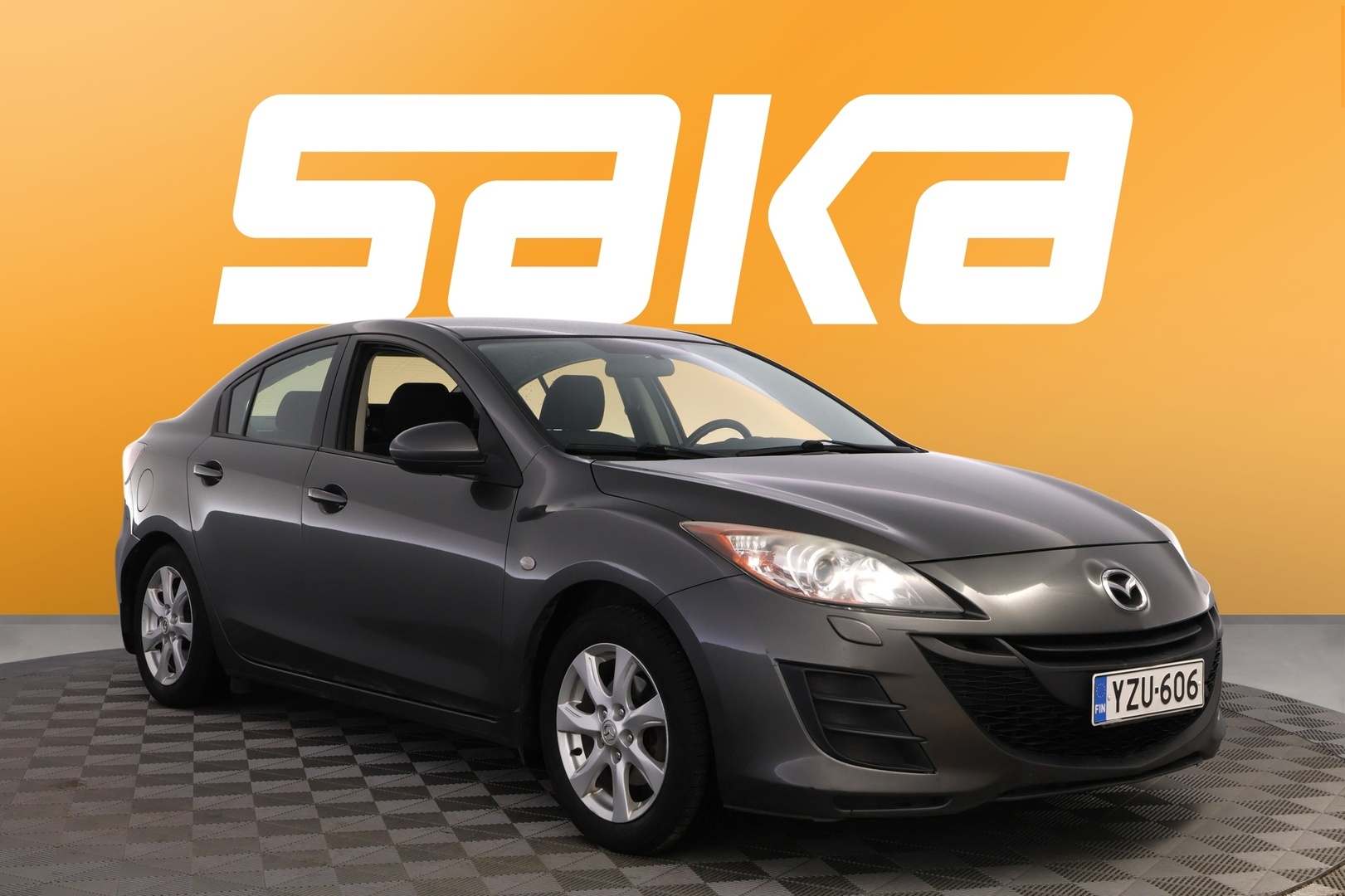 MAZDA 3 2011
