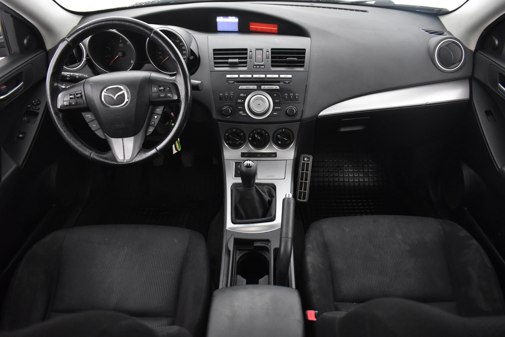 MAZDA 3 2011