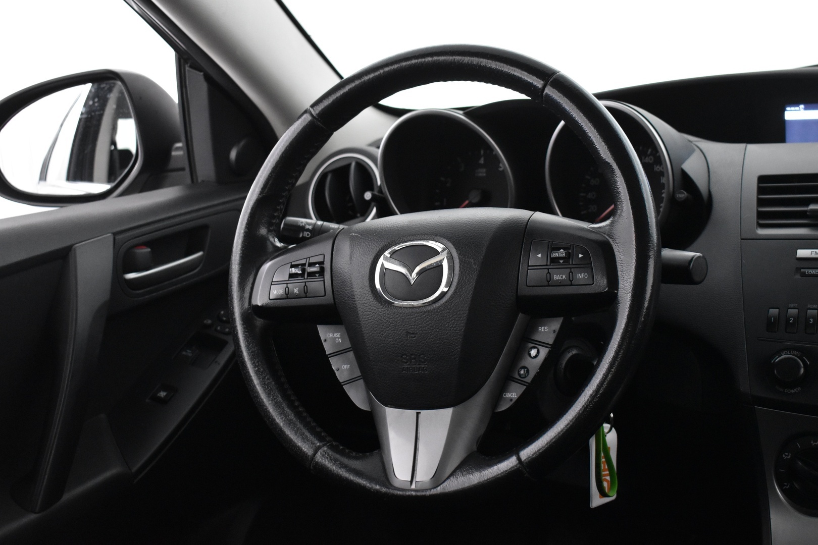 MAZDA 3 2011