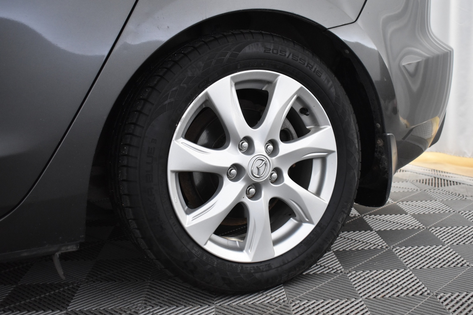 MAZDA 3 2011