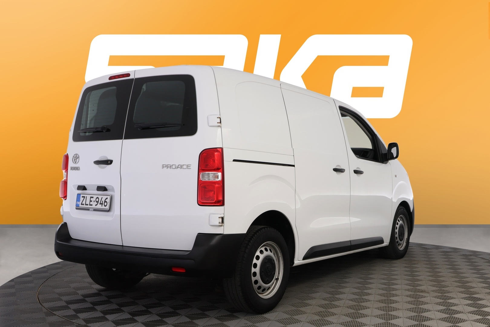 TOYOTA Proace 2016