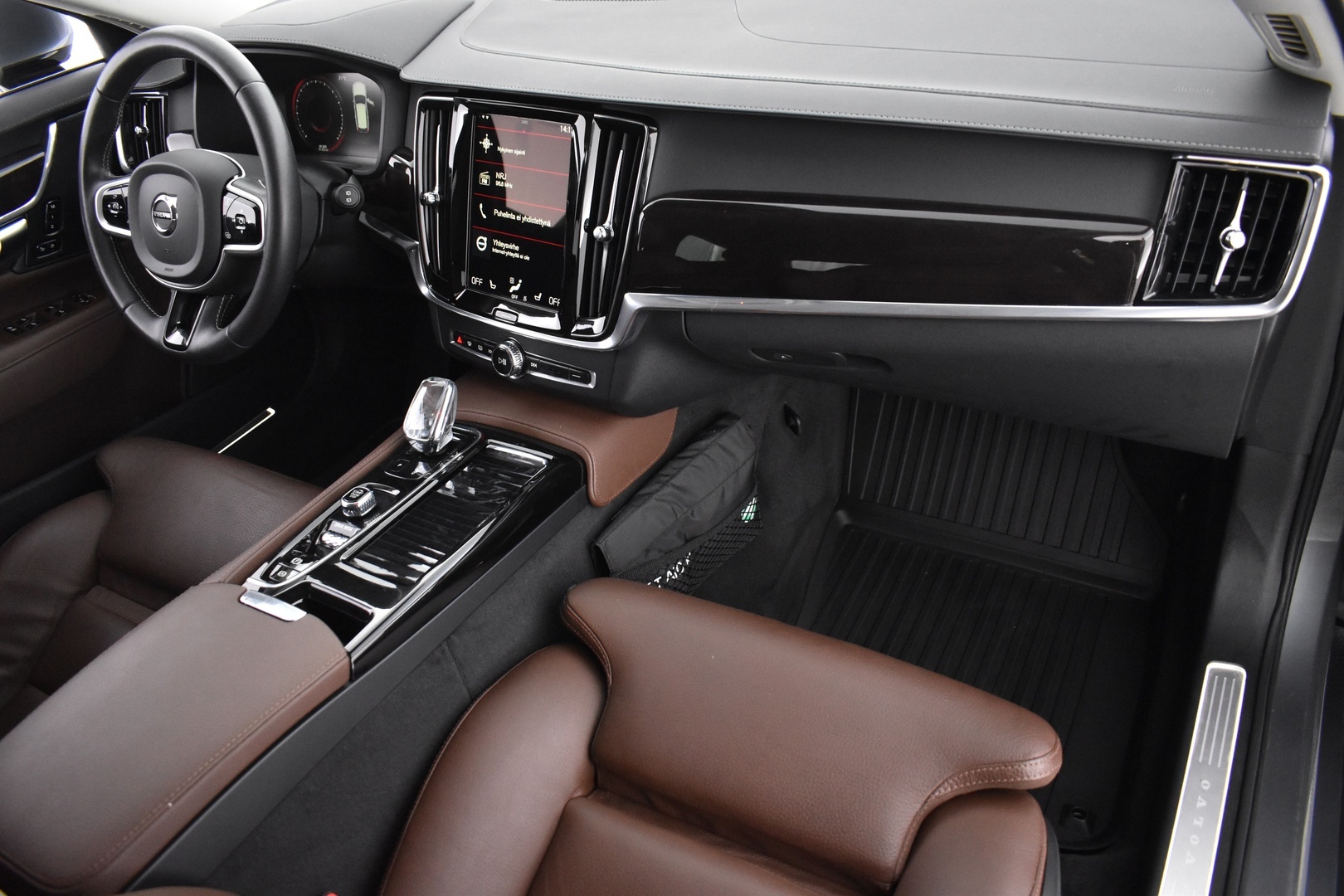 VOLVO V90 2020