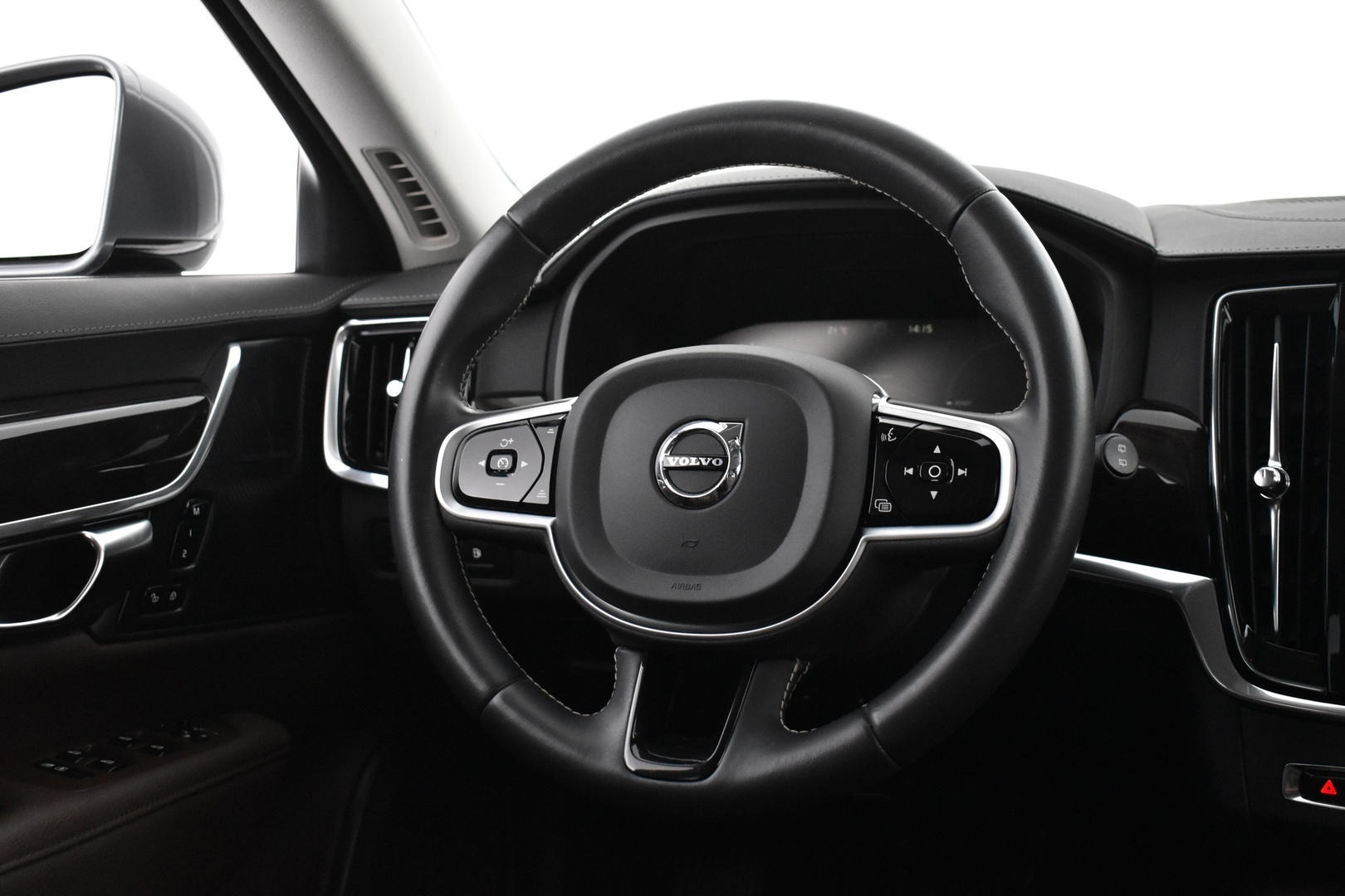 VOLVO V90 2020