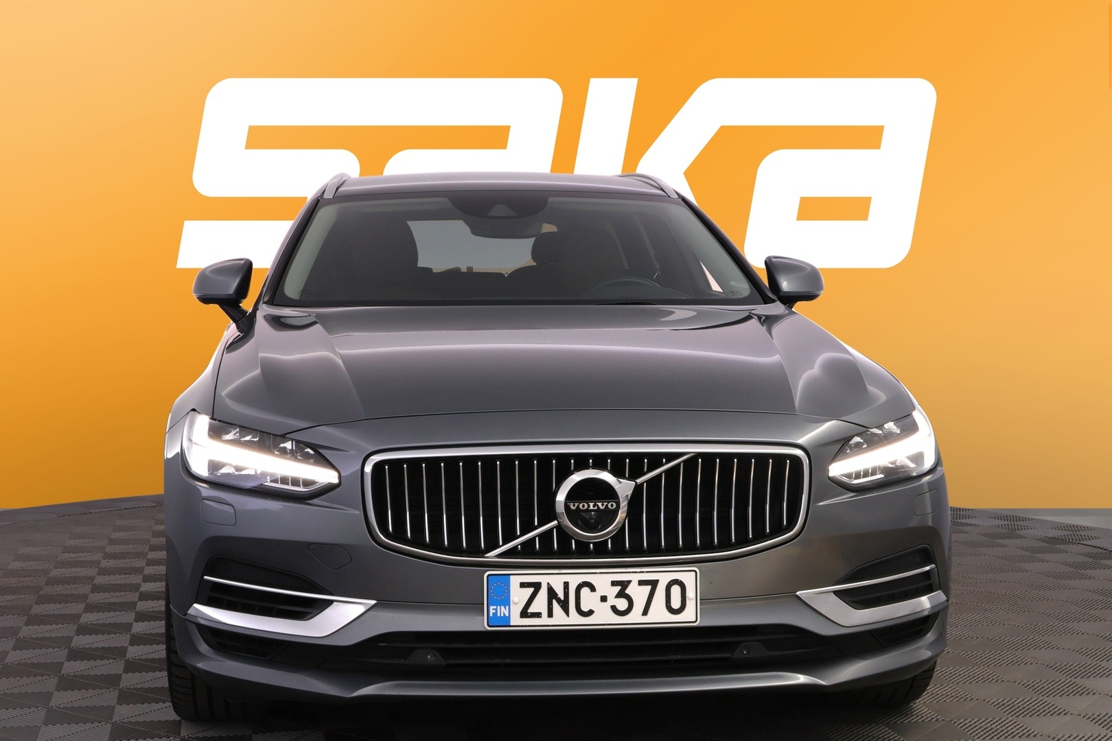VOLVO V90 2020