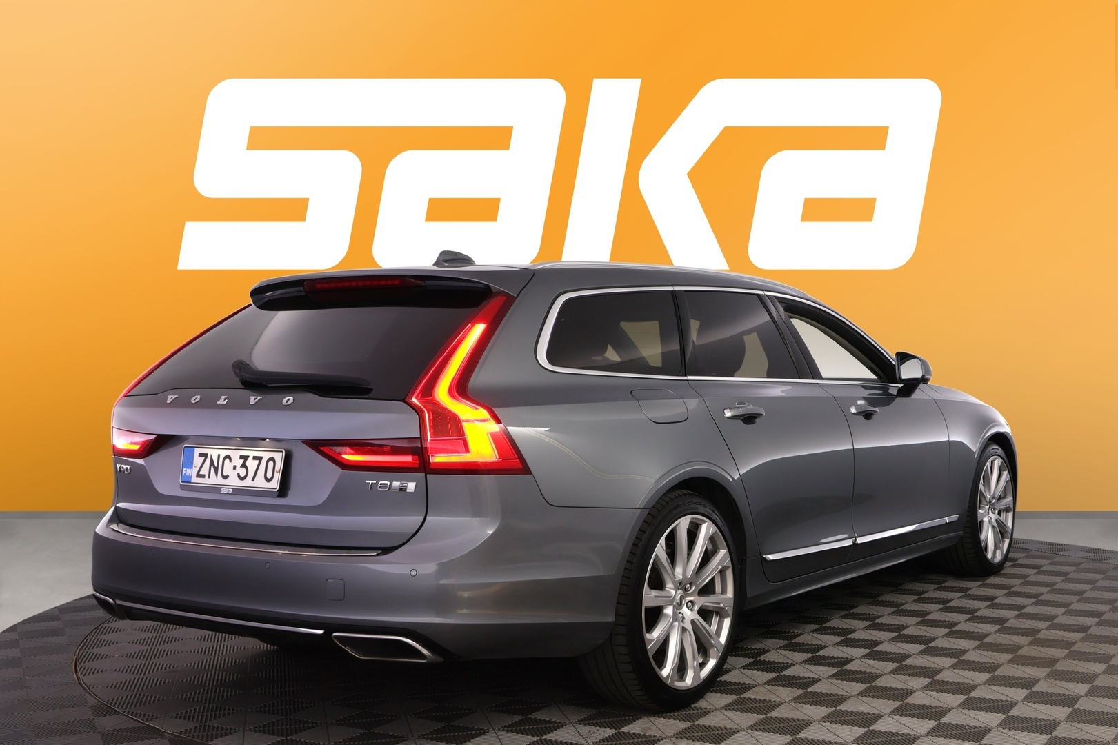 VOLVO V90 2020