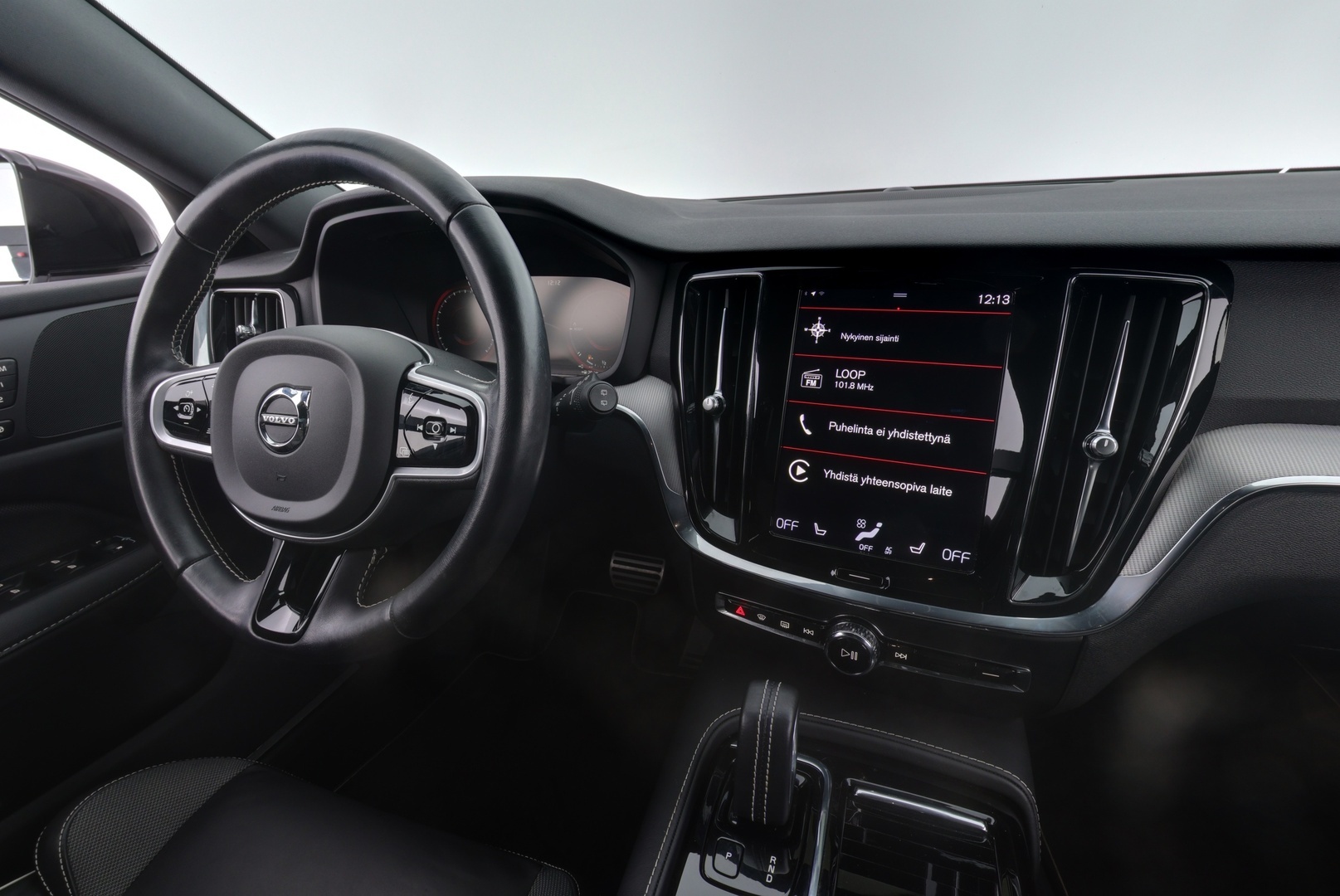VOLVO V60 2021
