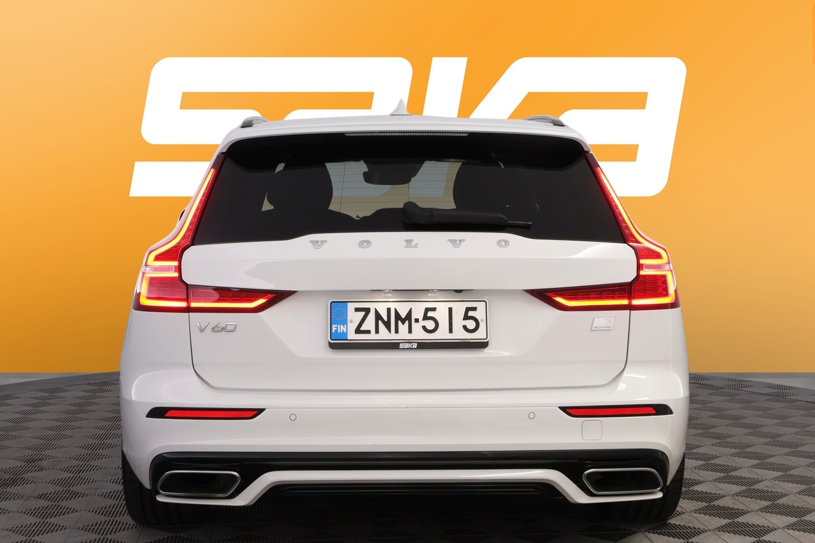 VOLVO V60 2021